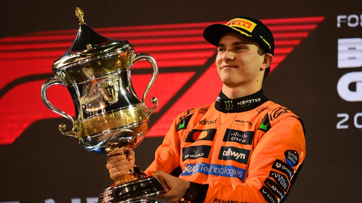 Oscar Piastri celebrates victory at the Bahrain Grand Prix.